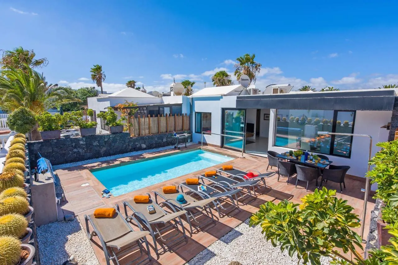 Villa Kikay By Villa Plus Tias